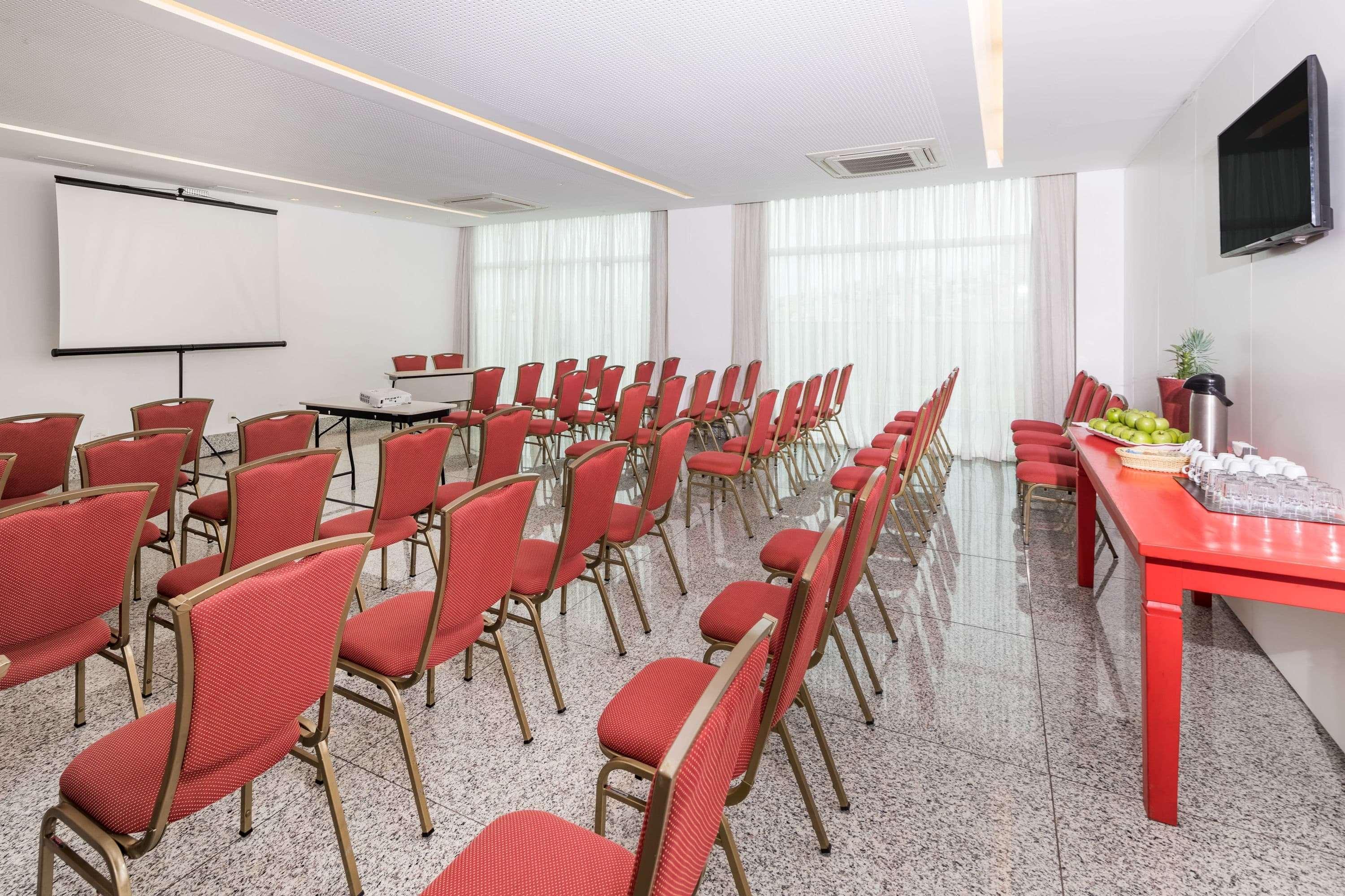 Esuites Virginia Luxemburgo Hotel Belo Horizonte