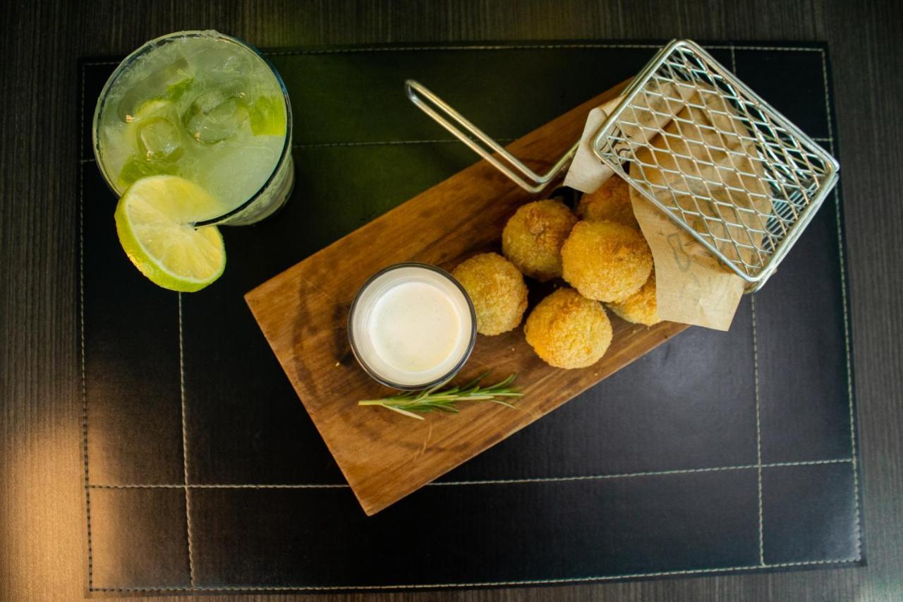Esuites Virginia Luxemburgo 酒店 4*