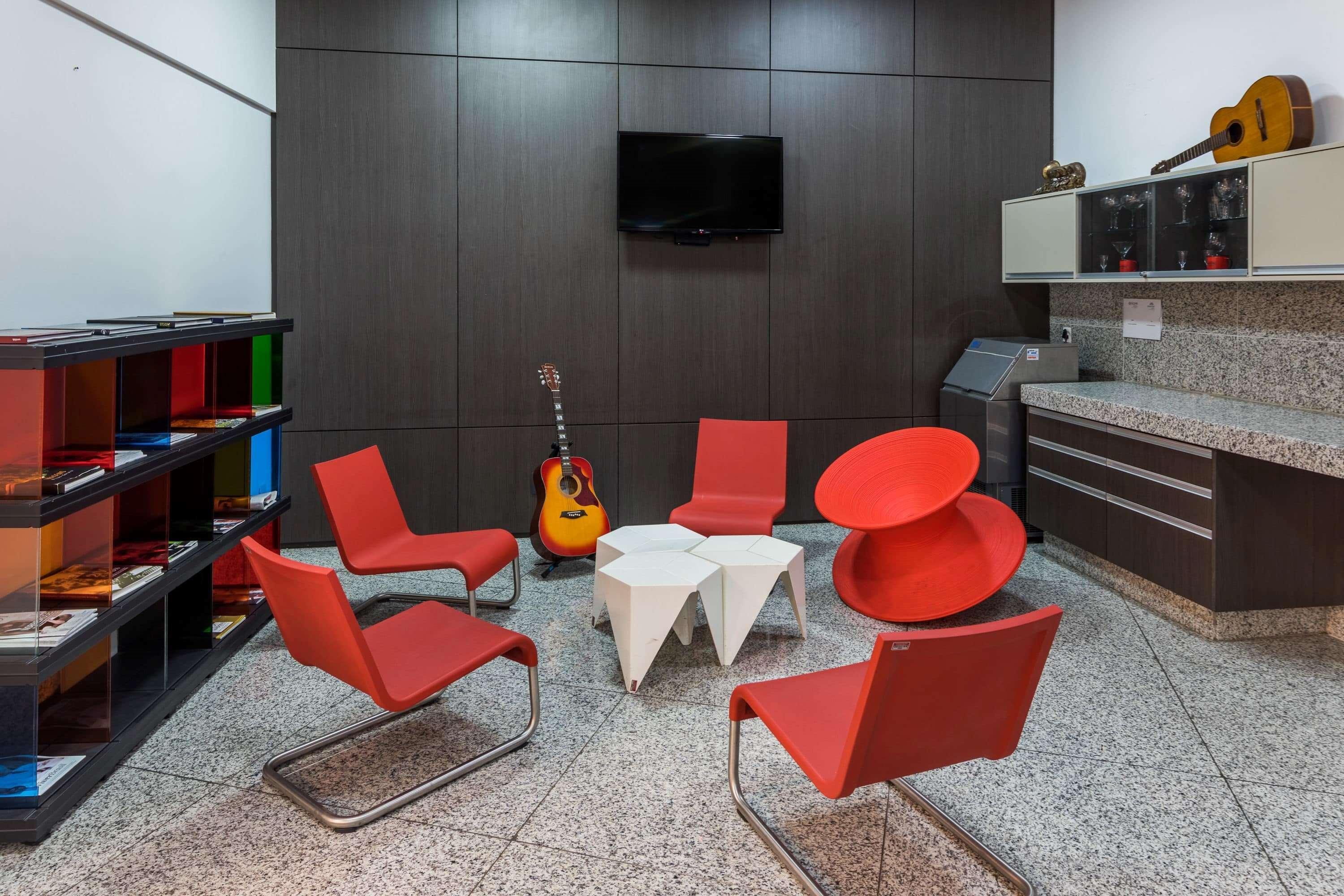Hotel Esuites Virginia Luxemburgo 4*
