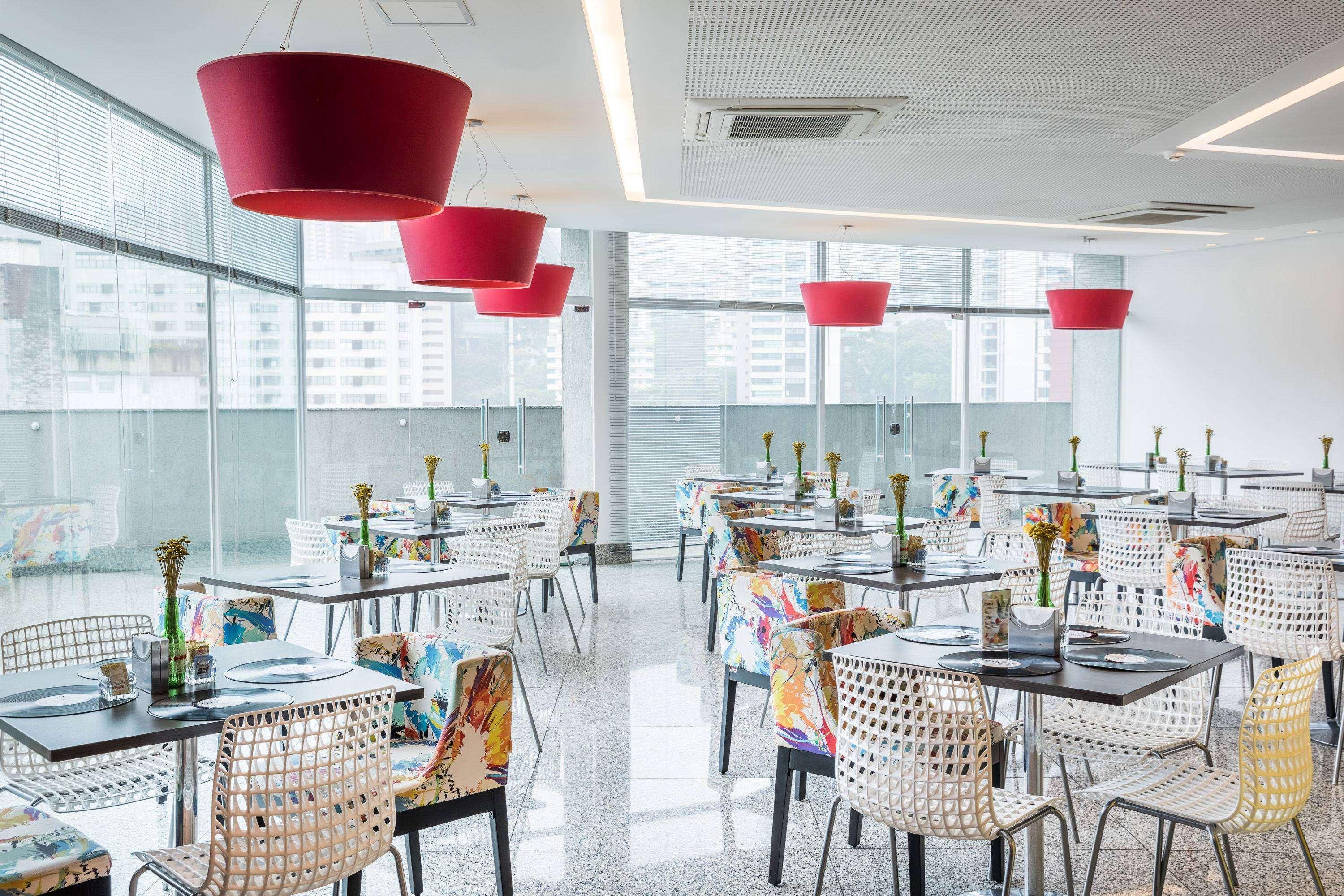 Esuites Virginia Luxemburgo 4*